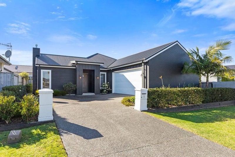 1 Ascarina Way, Papamoa Beach, Papamoa - Carousel 1