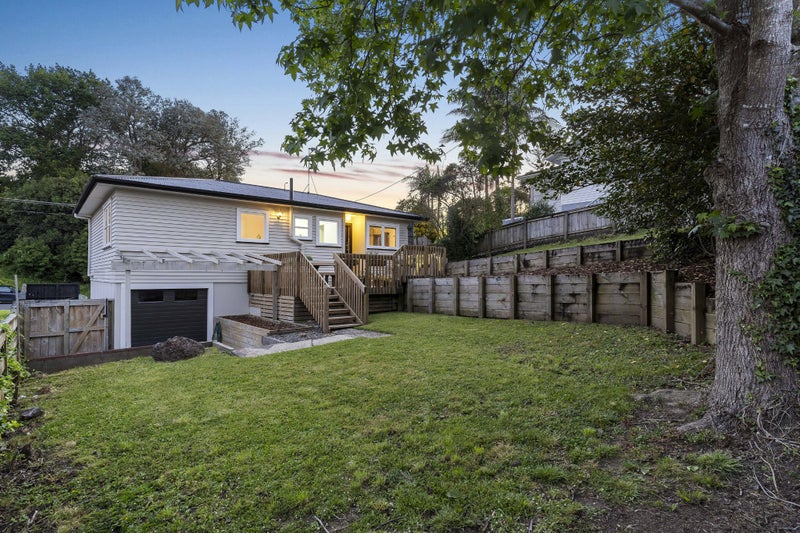 1/32 Eskdale Road, Birkdale, Auckland - Carousel 1