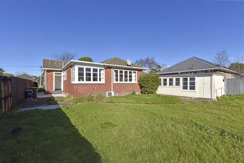 8 Rowe Place, Burwood, Christchurch - Carousel 2