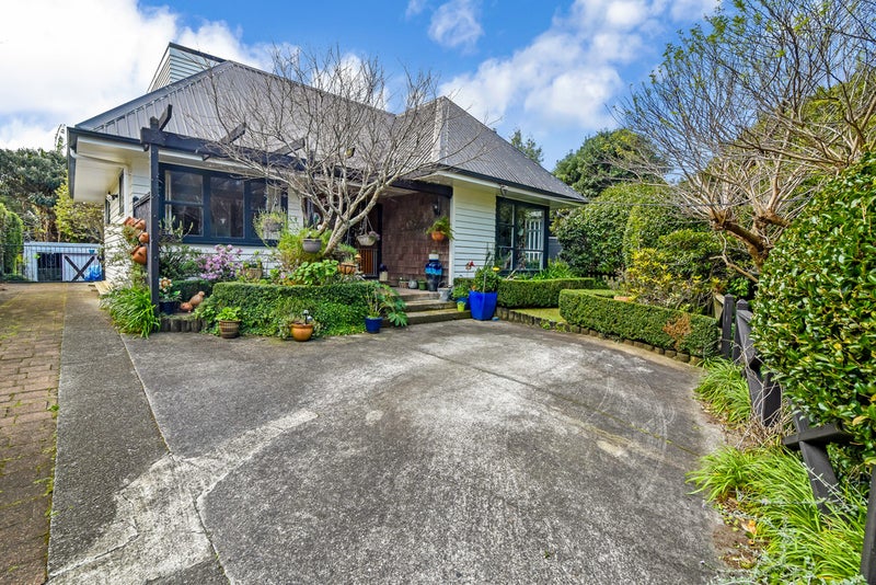 66 Darraghs Road, Brookfield, Tauranga - Carousel 1