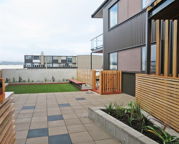209/321 Jackson Street, Petone, Lower Hutt - Carousel 9