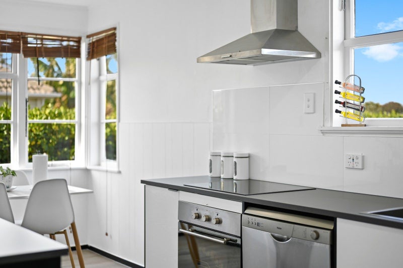 4 Denz Street, Maeroa, Hamilton - Carousel 25