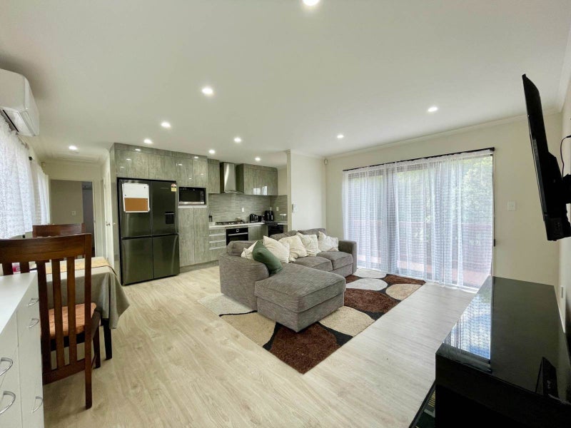 9 Navan Place, Dannemora, Auckland - Carousel 1