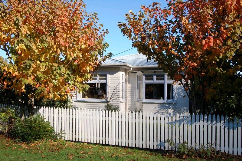 8 Pitt Street, Maitai, Nelson - Carousel 2