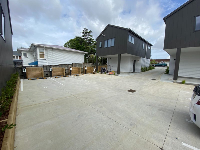 9/255 Pakuranga Road, Pakuranga, Auckland - Carousel 10