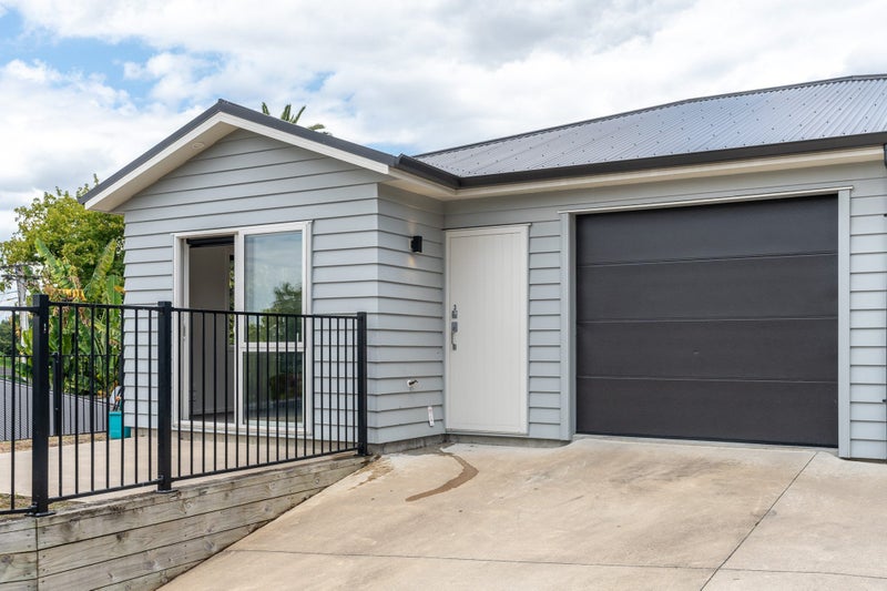 3/18 Rothwell Street, Dinsdale, Hamilton - Carousel 2