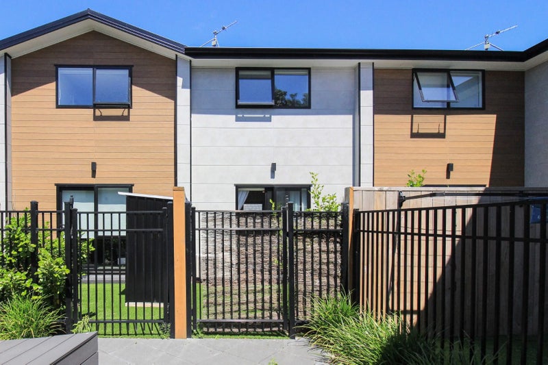 3/99 Waiwhetu Road, Waterloo, Lower Hutt - Carousel 2