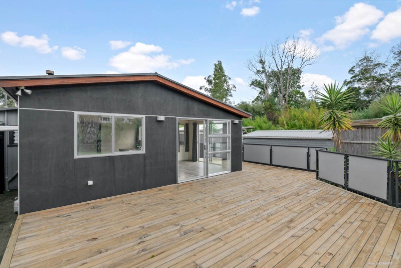 27 Rata Road, Stanmore Bay, Whangaparaoa - Carousel 2