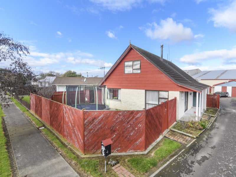 46 Acacia Street, Kelvin Grove, Palmerston North - Carousel 2