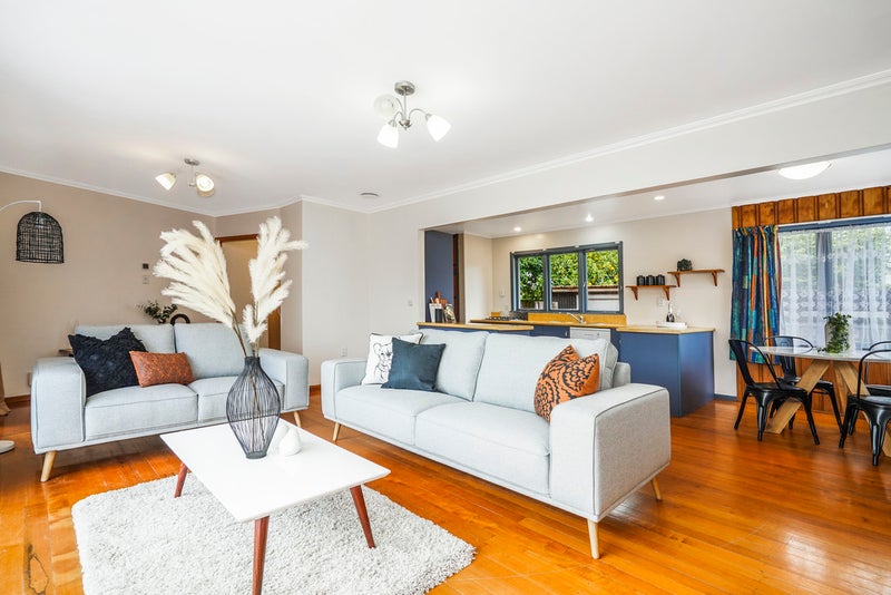 21 Southsea Crescent, Silverdale, Hamilton - Carousel 2