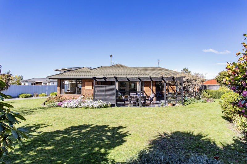 2 Osborne Road, Amberley, Amberley - Carousel 1
