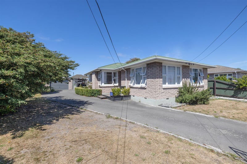 24 Wimborne Crescent, Aranui, Christchurch - Carousel 14