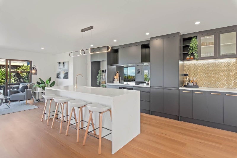 1/149 West Harbour Drive, West Harbour, Auckland - Carousel 1