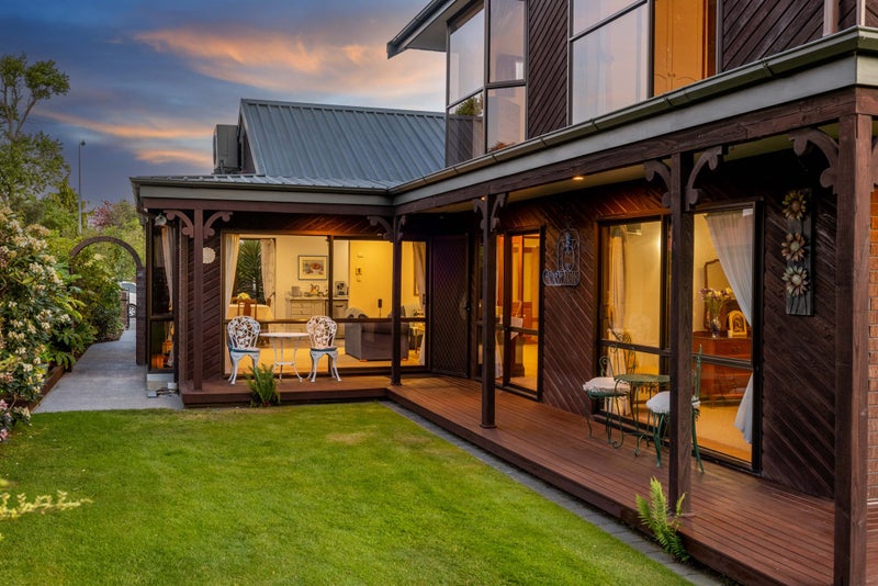 245 Queenspark Drive, Parklands, Christchurch - Carousel 2