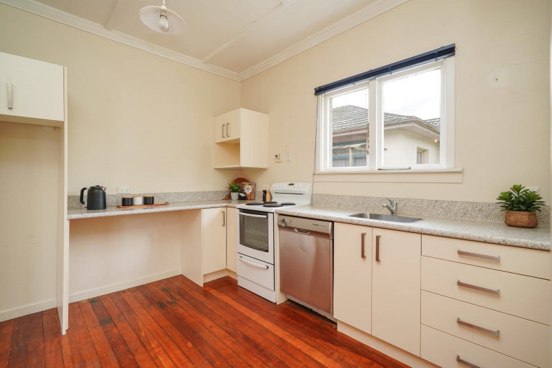32 Melbourne Street, Windsor, Invercargill - Carousel 2
