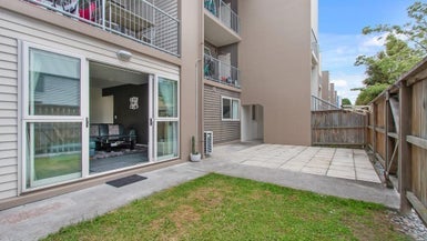 5/30 Mathesons Road, Phillipstown, Christchurch - Carousel 1