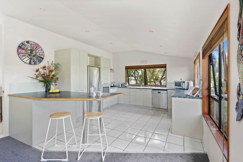 1A Ringwood St, Torbay, North Shore City - Carousel 2