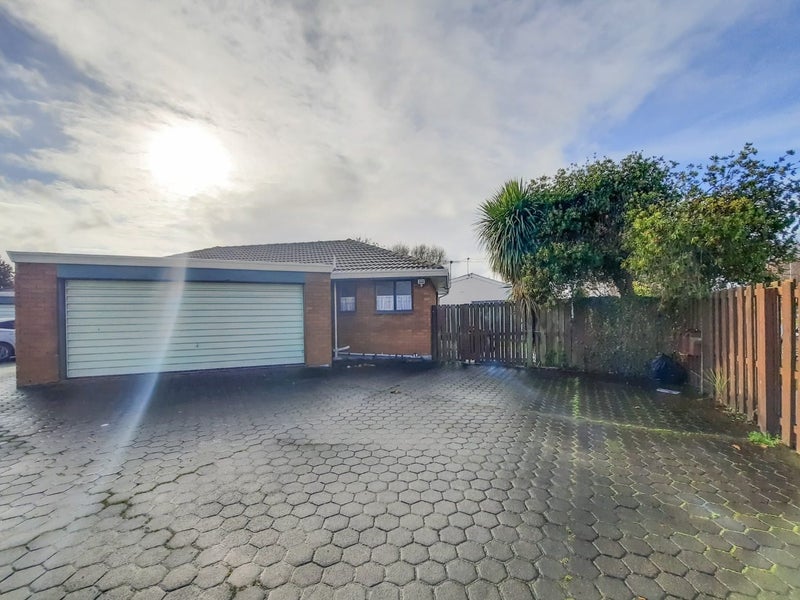 1/179 Ensors Road, Waltham, Christchurch - Carousel 1