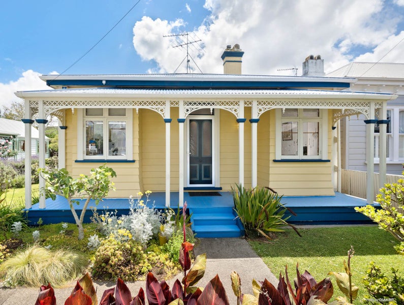 11 Anne Street, Devonport, Auckland - Carousel 2
