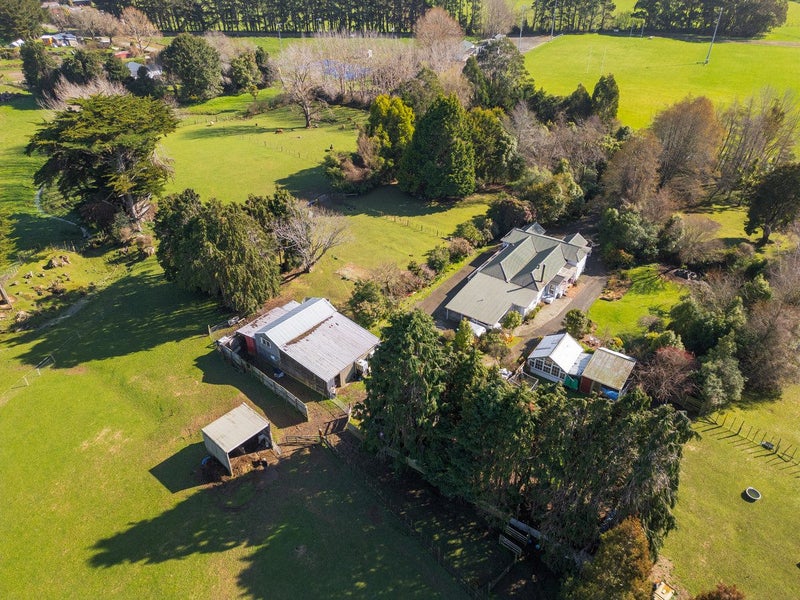 96 Alfredton Road, Eketahuna, Eketāhuna - Carousel 2
