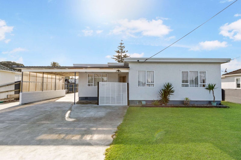 208 Puriri Street, Castlecliff, Whanganui - Carousel 1