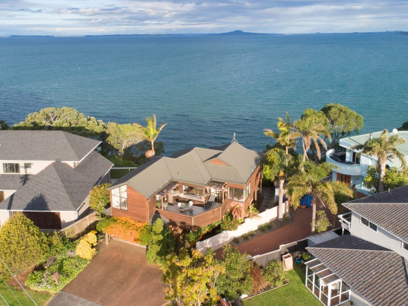 827 Whangaparaoa Road, Manly, Whangaparaoa - Carousel 2