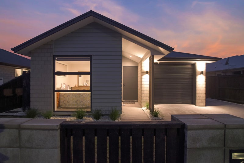 17 CROWN STREET, Papamoa, Tauranga - Carousel 2