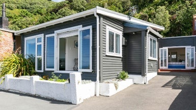 106 Breaker Bay Road, Breaker Bay, Wellington - Carousel 1