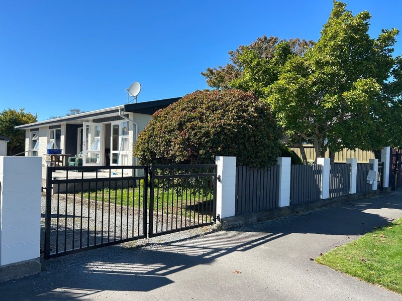 148 Grimseys Road, Redwood, Christchurch - Carousel 1