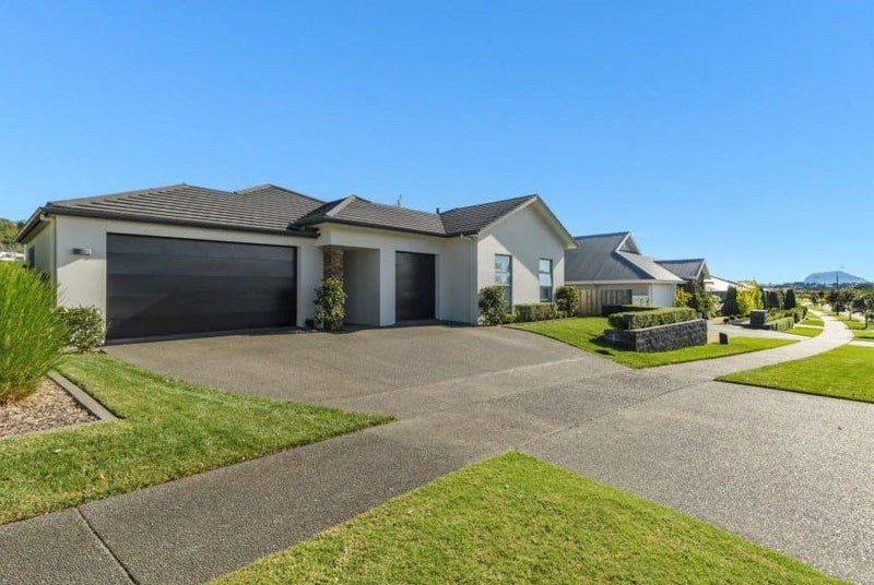 39 Glenpark Crescent, Bethlehem, Tauranga - Carousel 7