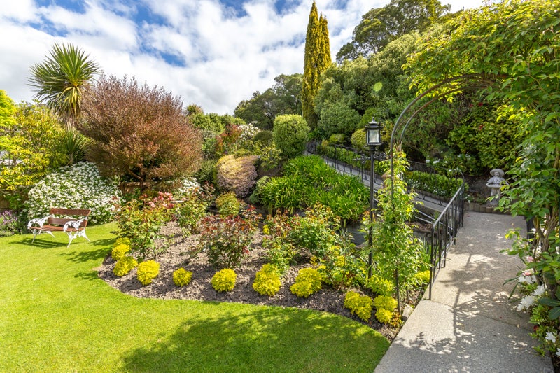 19 Rossmore Terrace, Cashmere, Christchurch - Carousel 2