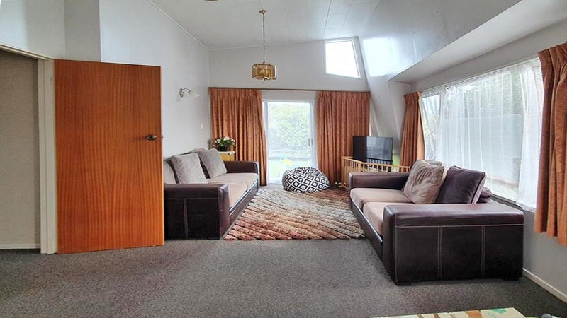 49 Freyberg Avenue, Tamatea, Napier - Carousel 2