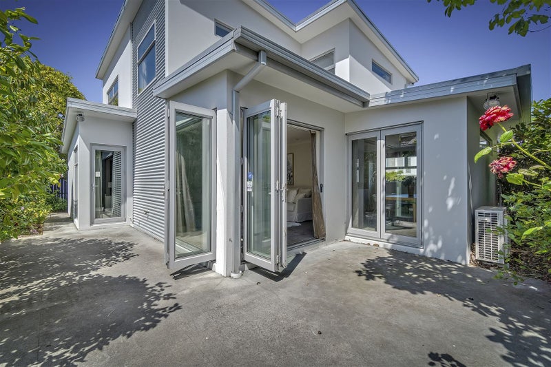 29 Clare Road, St Albans, Christchurch - Carousel 1