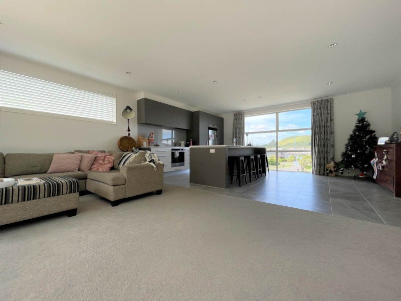 115 Barbarich Drive, Stonefields, Auckland - Carousel 2