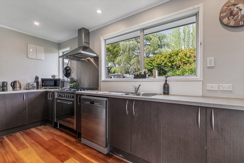 18 Temuri Place, Glendene, Auckland - Carousel 1