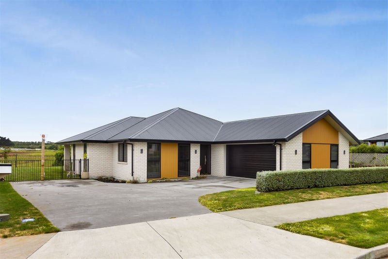 34 Papawhero Drive, Bell Block, New Plymouth - Carousel 1