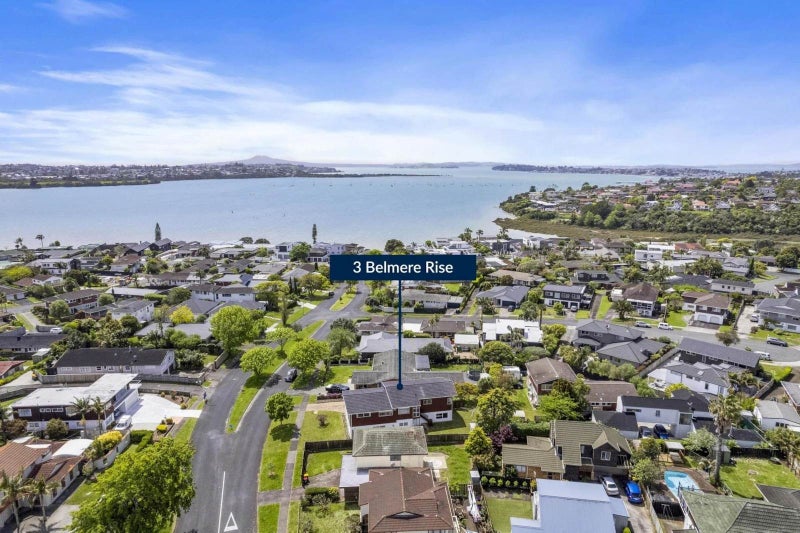 3 Belmere Rise, Farm Cove, Auckland - Carousel 2