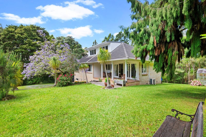 218 Onewa Road, Birkenhead, North Shore City - Carousel 2