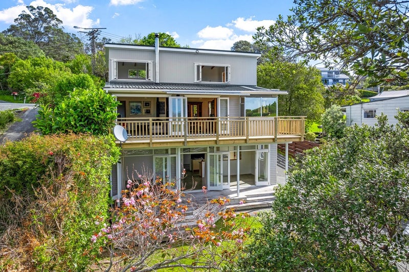 23 Jackson Crescent, Mahurangi East, Warkworth - Carousel 1