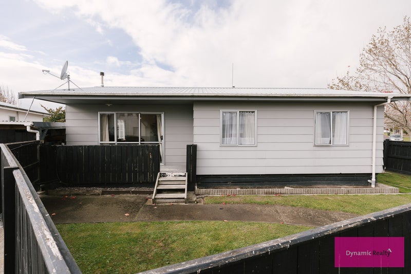 18A Newton Place, Westbrook, Palmerston North - Carousel 2