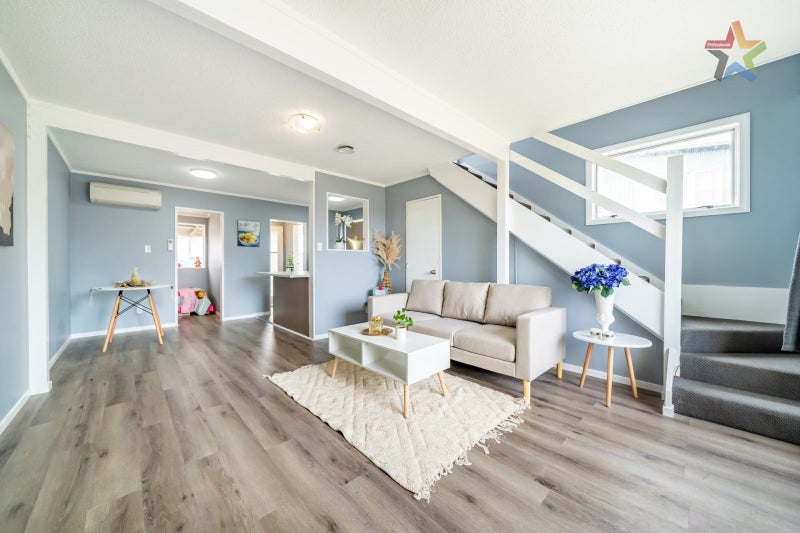 2/251 WATERLOO RD, Hutt Central, Lower Hutt - Carousel 2