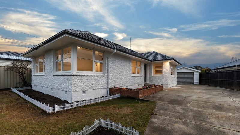 15 Greenhaven Drive, Burwood, Christchurch - Carousel 1