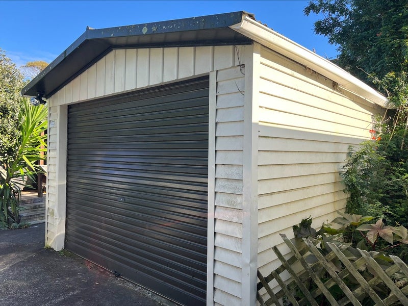 84B Owairaka Avenue, Mount Albert, Auckland - Carousel 13