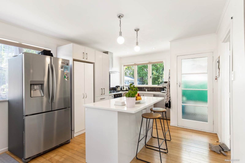 1/73 Bond Crescent, Forrest Hill, Auckland - Carousel 2