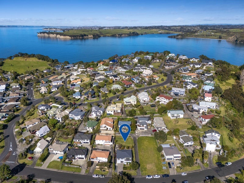 53 Ferry Road, Arkles Bay, Whangaparaoa - Carousel 2