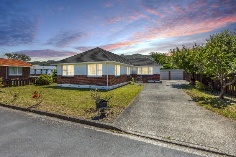 61 Kashmir Avenue, Clouston Park, Upper Hutt - Carousel 18