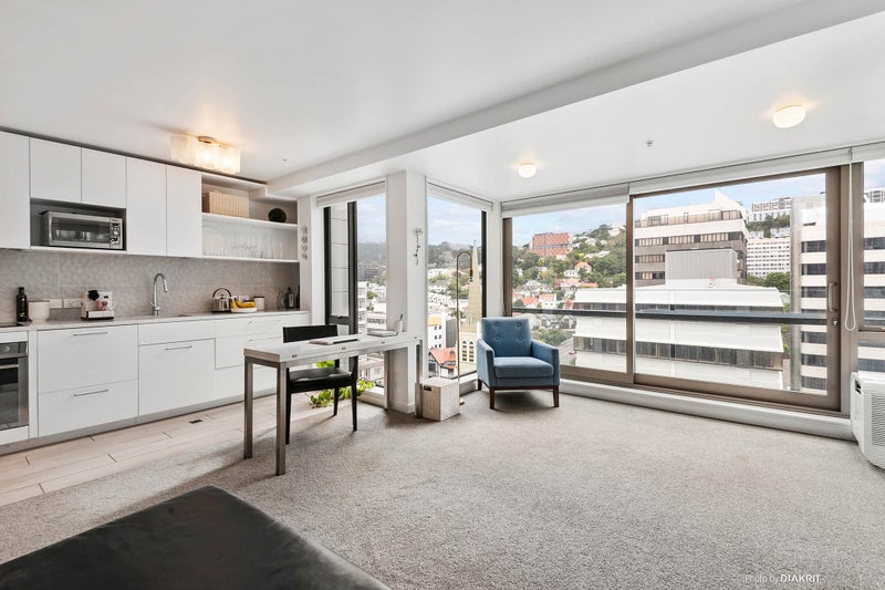 1006/166 Victoria Street, Te Aro, Wellington - Carousel 1