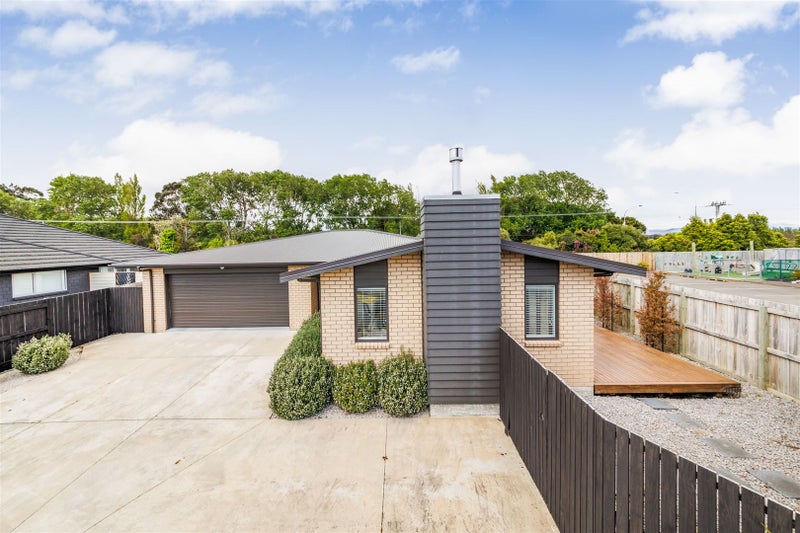 10 Serenity Crescent, Kelvin Grove, Palmerston North - Carousel 2