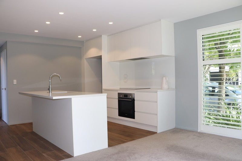 1/14 Churchill Street, Christchurch Central, Christchurch - Carousel 2