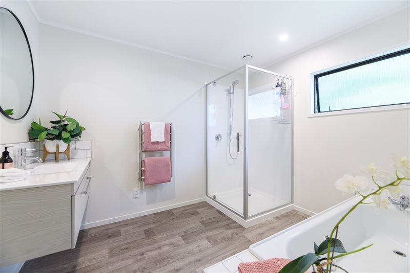 8 Serrata Place, Browns Bay, Auckland - Carousel 20